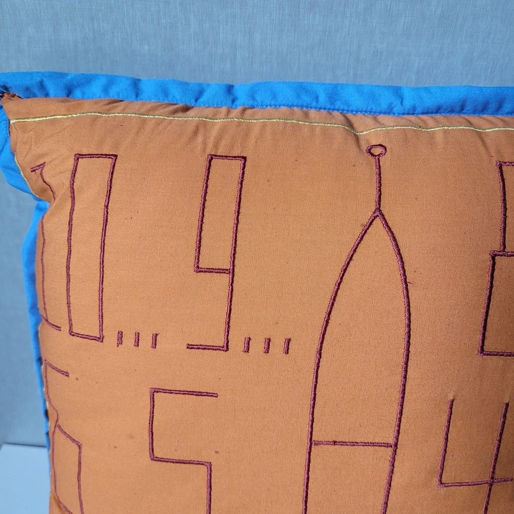 Crate & Kids Solar System Adventure Bedding Set 2 Shams/ 2 Themed Pillows Space